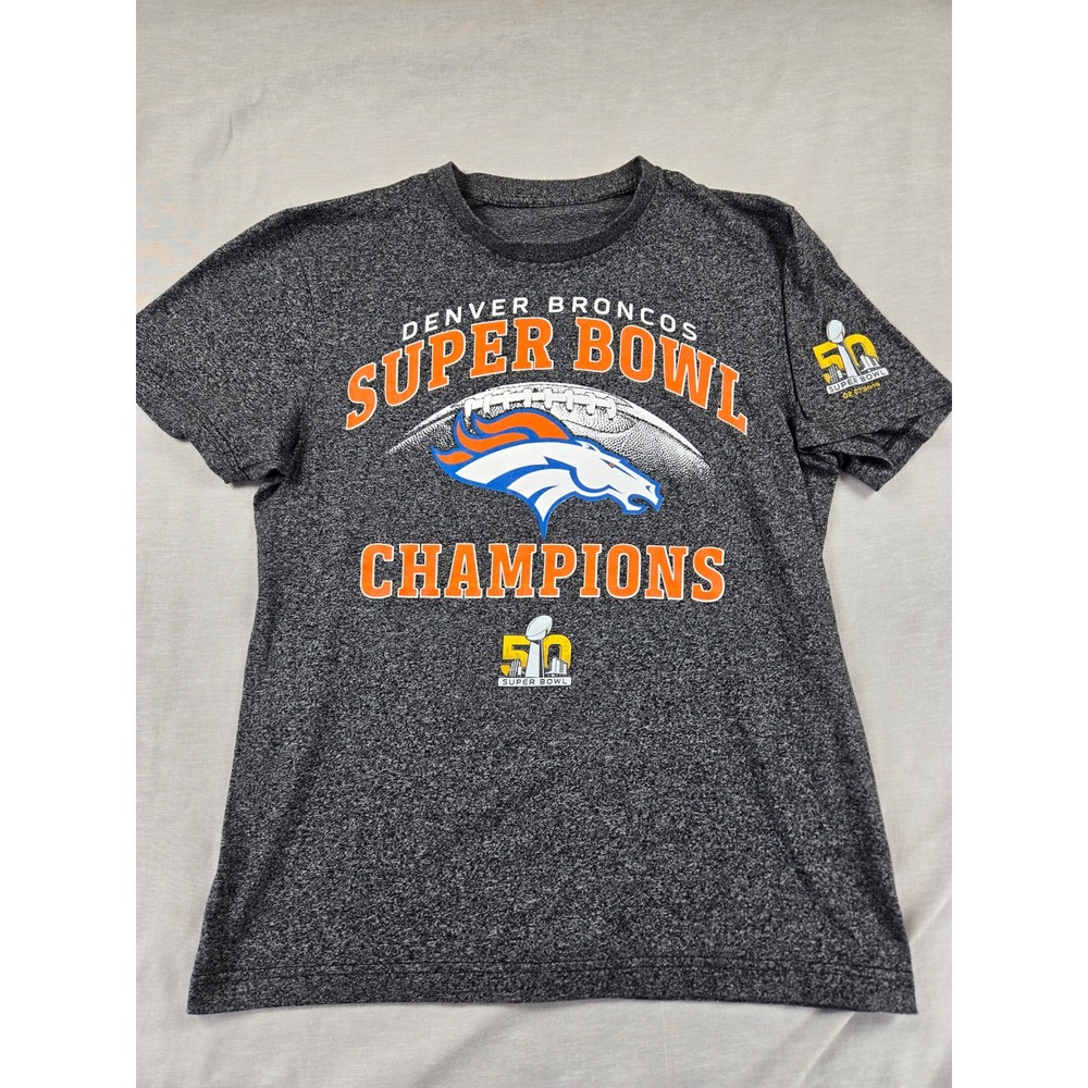 Denver Broncos Super Bowl 50 Champions Graphic T-Shirt Mens Large Gray NFL